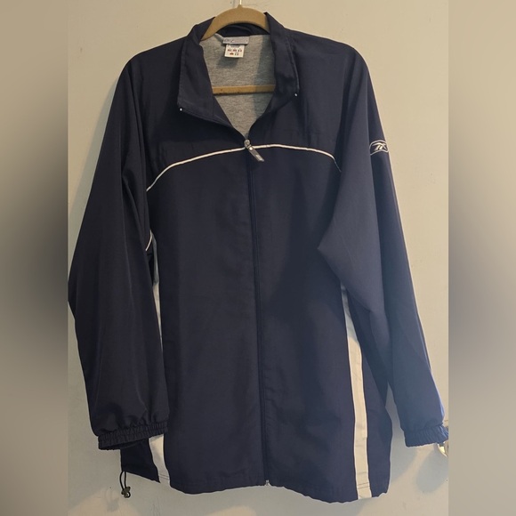 Reebok Men's Dark Blue Windbreaker Jacket - Picture 8 of 11